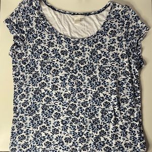 H&M Floral/Cluttered Maternity Shirt: Blue and White